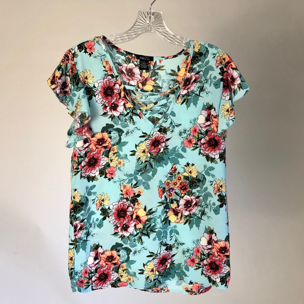 Floral v-neck blouse